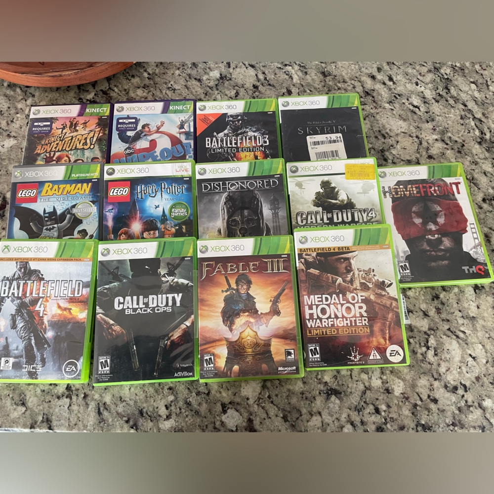 Lot (12) Xbox 360 Video Game Collection